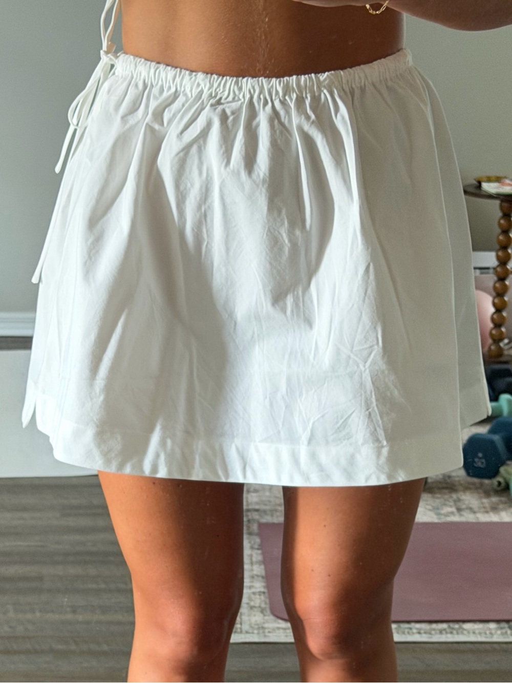 DISSH Classic White Drawstring Mini Skirt
